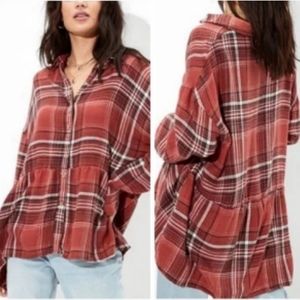 American Eagle Red Plaid Flannel Peplum Button Down Shirt